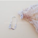 Ezüst kislány fülbevaló kövekkel