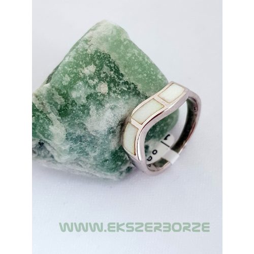 Opál köves ezüst gyűrű