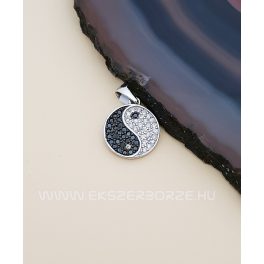Ezüst jing-jang medál