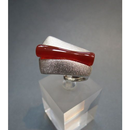 DUCADORO ezüst gyűrű karneol kővel