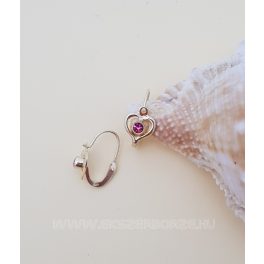   Rózsaszín köves szív babafülbevaló hagyományos kapoccsal 