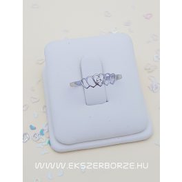 Szives arany eljegyzési gyűrű