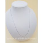 Kocka alakú  fehér arany nyaklánc