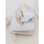 Arany gyűrű kövekkel