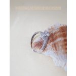 Különleges fehér arany eljegyzési gyűrű