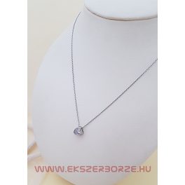 Szív alakú ezüst betétes nyakék
