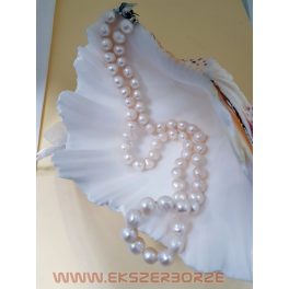 Édesvízi tenyésztett  igazgyöngy nyaklánc